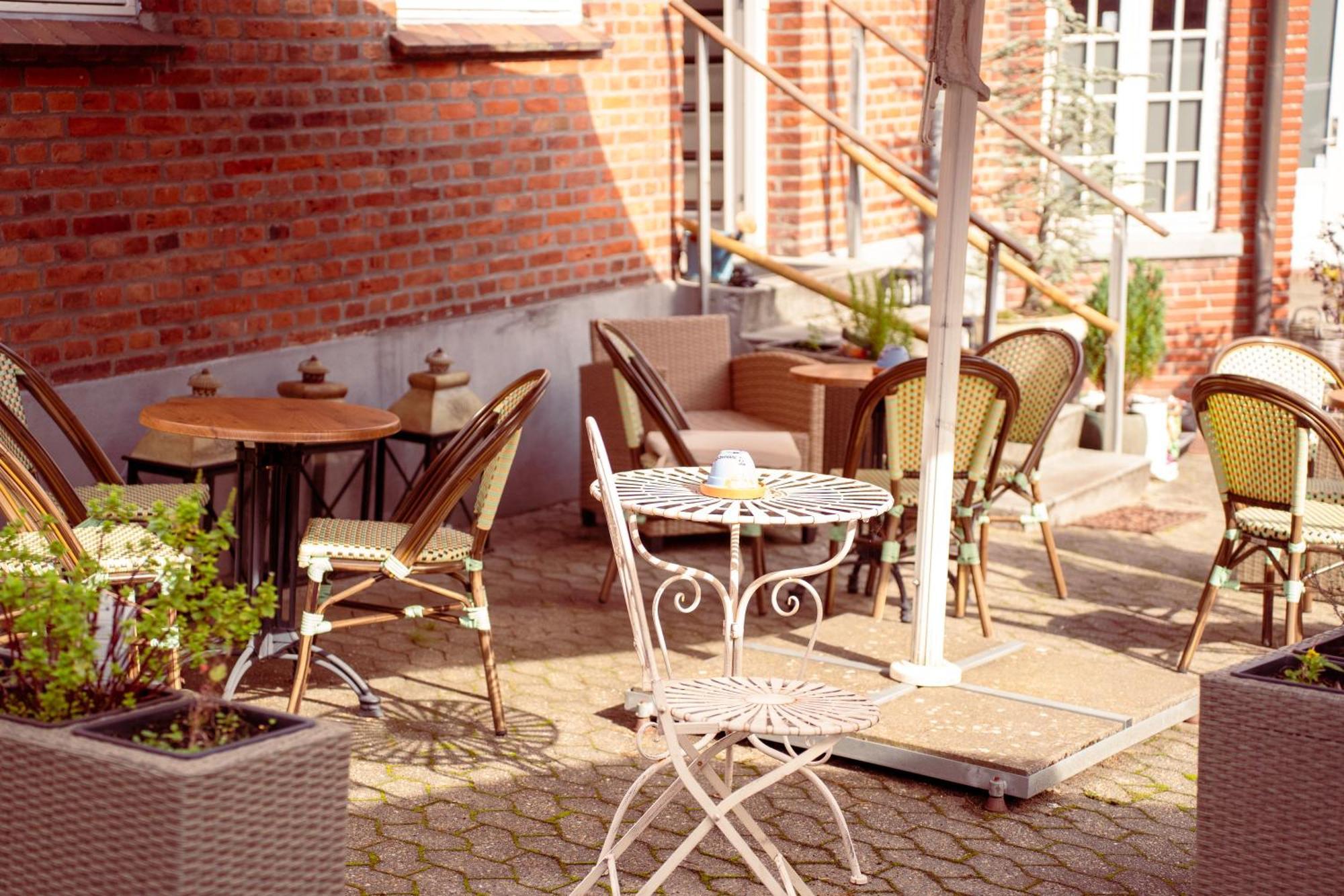 Boutique Hotel Postgarden Holsted Exterior photo